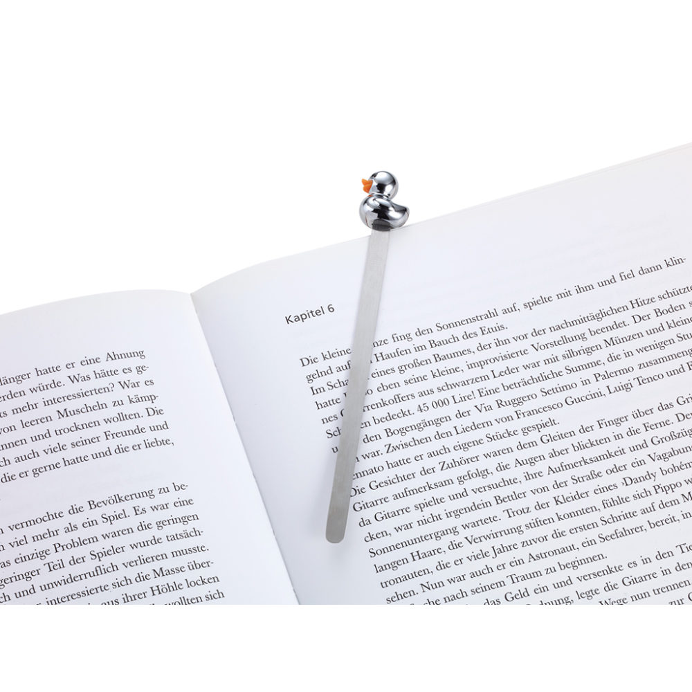 Lesezeichen Ente Silber in offenem Buch